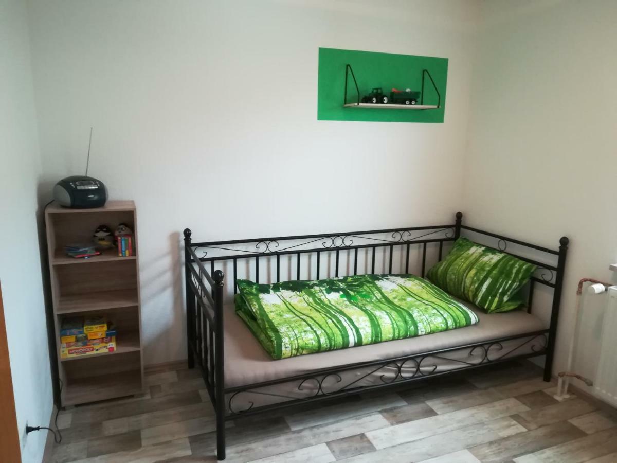 Ferienwohnung Am Reinhardswald - Eichenlaub - Mit Sauna Trendelburg Exteriör bild
